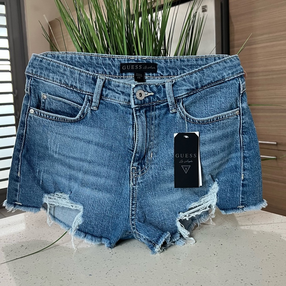 Guess High Rise Short Size 28